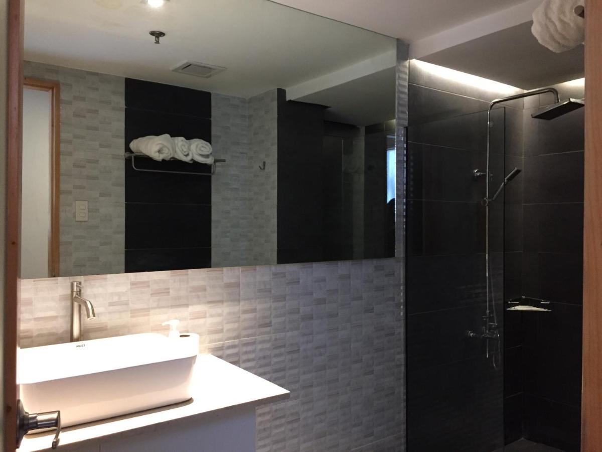 Tely'S Bed & Breakfast Iloilo Powered By Cocotel المظهر الخارجي الصورة