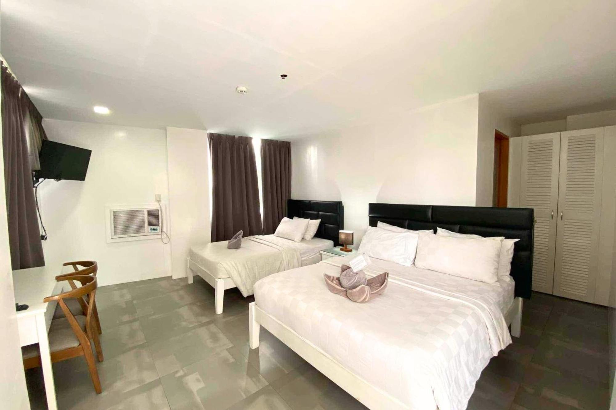 Tely'S Bed & Breakfast Iloilo Powered By Cocotel المظهر الخارجي الصورة