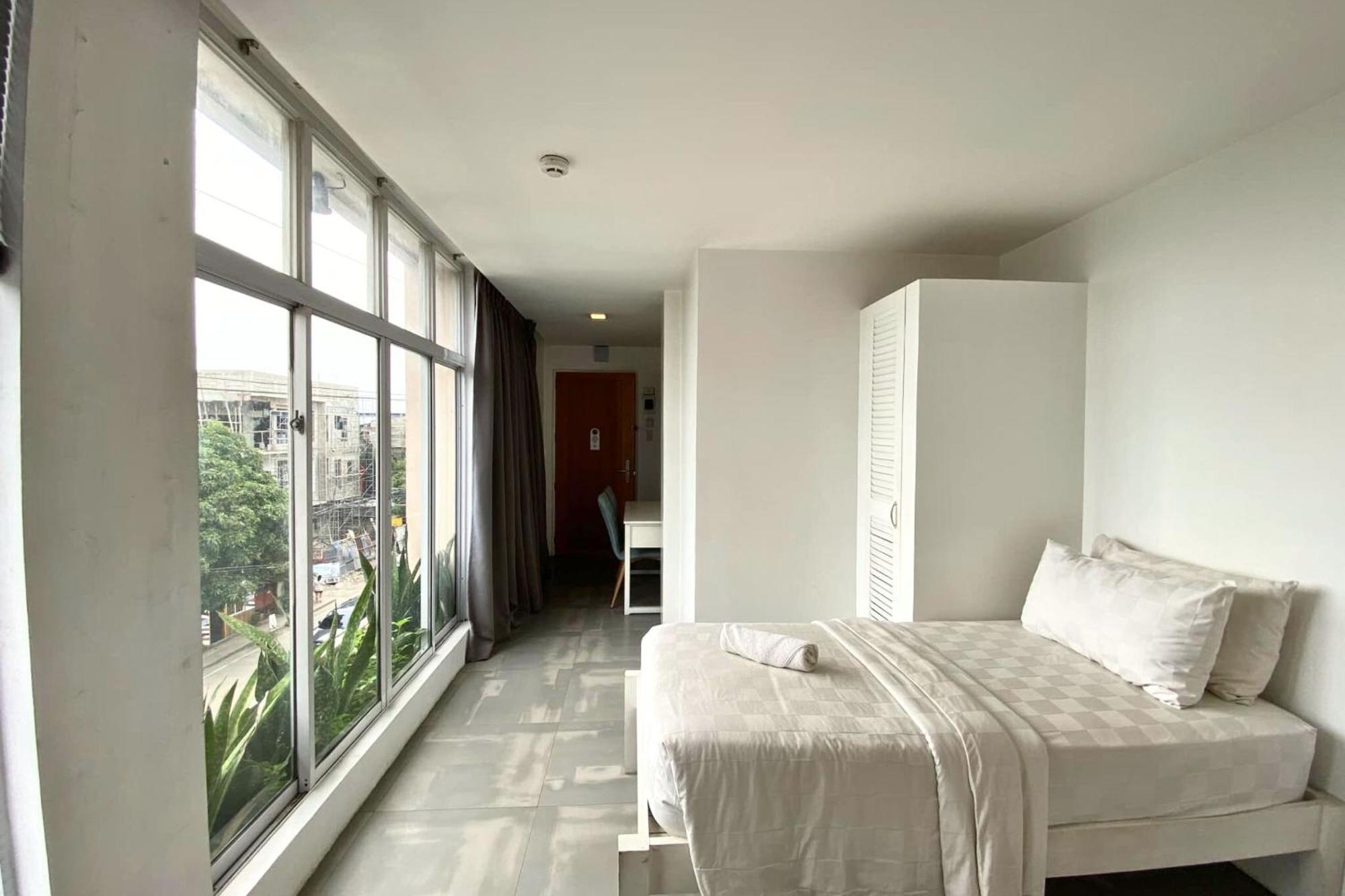 Tely'S Bed & Breakfast Iloilo Powered By Cocotel المظهر الخارجي الصورة