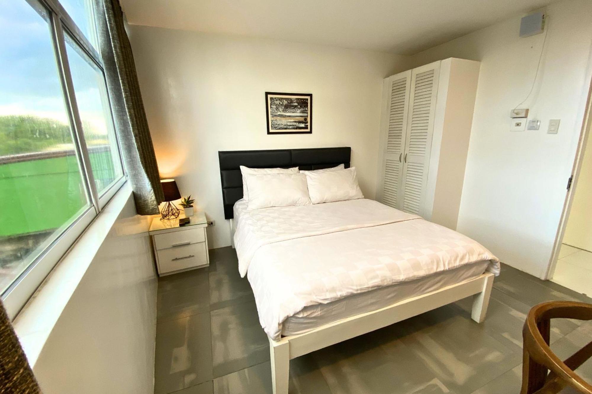 Tely'S Bed & Breakfast Iloilo Powered By Cocotel المظهر الخارجي الصورة
